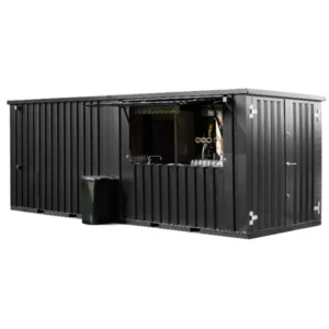 Geräumiger Snack-Container mit den Maßen 6 x 2 m und 8 x 2 m mit individuellen Vorzeltoptionen