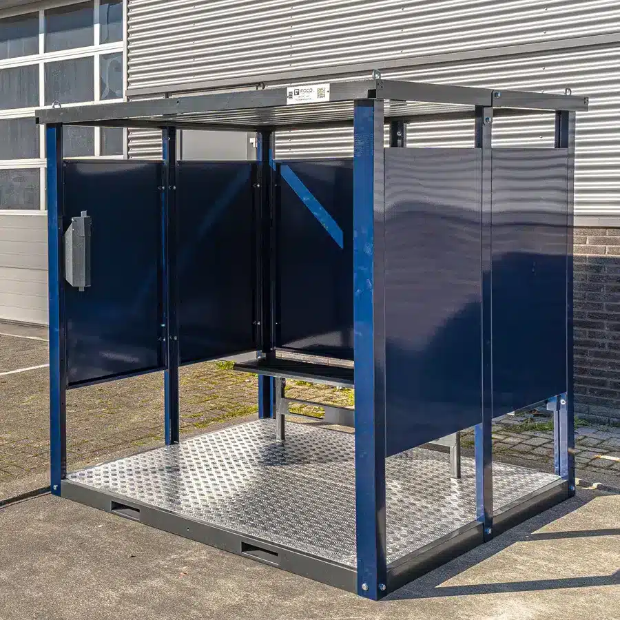 Offener Unterstand mit den Maßen 2 × 2 Meter auf Anfrage in vielen klassischen RALS-Farben erhältlich. – Bild 3