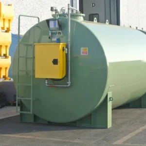 Doppelwandiger Tank gemäß Norm EN 12285, 15.000 Liter, mit Elektropumpe 70 l/min.
